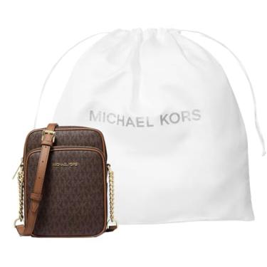Imagem de Michael Kors Bolsa de viagem Jet Set com logotipo médio de PVC com logotipo transversal e bolsa de poeira., Pvc de assinatura marrom, Medium