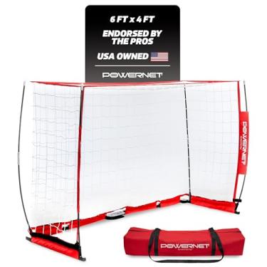 Imagem de PowerNet Futebol Goal 1,8 m x 1,2 m rede estilo arco portátil | Base de metal dobrável | Bastão verticais leves e duráveis | Rápido instalação EZ Armazenamento | 1 objetiva + 1 bolsa de transporte | Jogo de tabuleiro | Rebounder