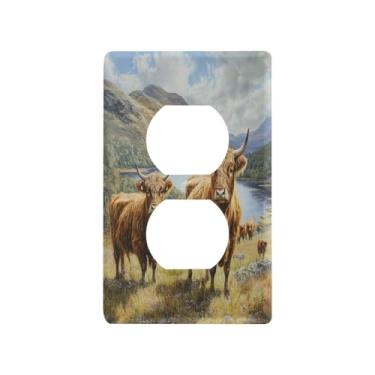 Imagem de Blueangle Placa de parede Highland Cow Duplex Outlets, tamanho padrão, placas de cobertura de tomada elétrica de 1 gangue para decoração de quarto de escritório em casa, 4,53 x 2,76 polegadas (293)