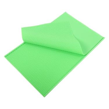 Imagem de Asixxsix 2PCs Folhas de Prensa de Cera de Abelha, Folhas de Fundação de Cera de Abelha Flexível Premium para Apicultura, Com Padrões Elevados Intrincados para Fazer o Favo de Mel (Verde)