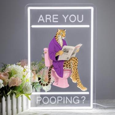 Imagem de ADKALIV Placa de banheiro neon divertida de 43 cm × 28 cm, "Are You Pooping?" Letreiros de luz neon vintage de leopardo para decoração de banheiro, decoração de parede estética para arte moderna e