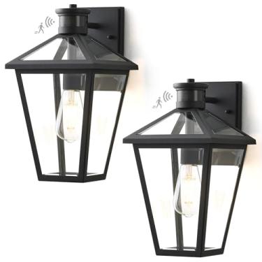 Imagem de GOALPLUS Luzes de parede externas com sensor de movimento de 43,9 cm H - Pacote com 2 luminárias de arandela do crepúsculo ao amanhecer com vidro transparente, lanterna de alumínio antiferrugem preto