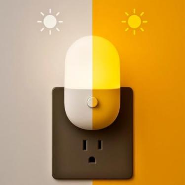 Imagem de Abajur LED Mini Noturno Bivolt para Quarto Infantil: Luminária de Tomada em Acrílico - Luz Suave e Confortável para Bebês e Crianças - Kit com 02 Unidades