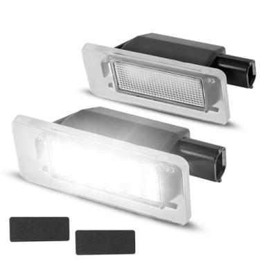 Imagem de LESAUCE Conjunto de lâmpada de LED para placa de licença para Nissan Altima Versa, 2020-2021 Sentra, 2021-UP Rogue, 2021-UP Rogue, alimentado por 18-SMD Xenon White LED Tag Lights, pacote com 2