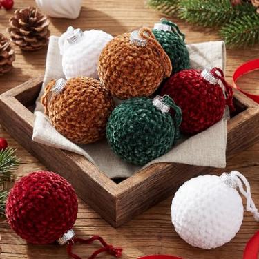 Imagem de VioraWhite 8 bolas de enfeites de Natal de crochê, enfeites de Natal de 7,5 cm, enfeites de crochê feitos à mão para decoração de árvore de Natal (vermelho, verde, branco, marrom)