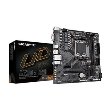 Imagem de GIGABYTE A620M S2H (AM5/ LGA 1718/ AMD/A620/ Micro ATX/Garantia de 5 anos/DDR5/Single M.2/PCIe 4.0/USB 3.2 Gen1/Realtek 1GbE LAN/Q-Flash Plus/PCIe EZ-Latch/Placa-mãe)