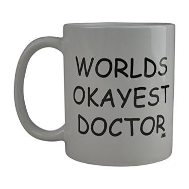 Imagem de Rogue River Tactical Caneca de café engraçada Wolds Okayest Doctor novidade xícara ótima ideia de presente para escritório mordaça elefante branco humor Dr. (Médico)