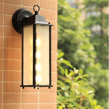 Imagem de Luminárias de parede externas com cúpula de vidro, luminária de parede preta para varanda, luminária de parede à prova de chuva para garagem, varanda de casa (vidro fosco grande)