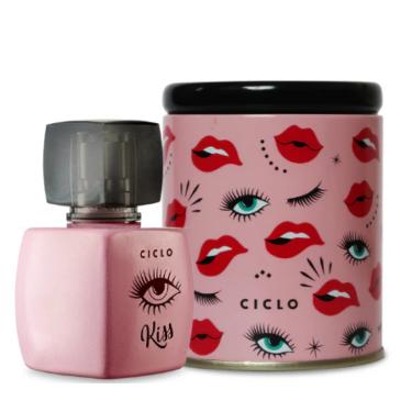 Imagem de Deo Colonia Kiss 50ml Lata Ciclo (2832)