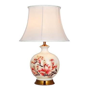 Imagem de Abajur de mesa moderno em cerâmica amarela, estilo chinês criativo, ideal para sala de estar, quarto ou mesa de cabeceira. Luminária pintada à mão em estilo Chinoiserie com cúpula de tecido.