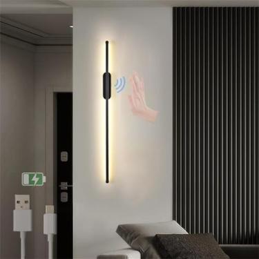 Imagem de Luminária de parede interna LED com sensor de movimento de varredura manual, luzes de parede, arandelas de parede recarregáveis USB, alimentadas por bateria, iluminação de parede longa de fe