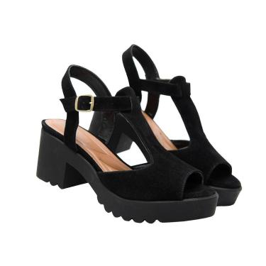 Imagem de Sandália Feminina Preta Com Solado Tratorado-Feminino