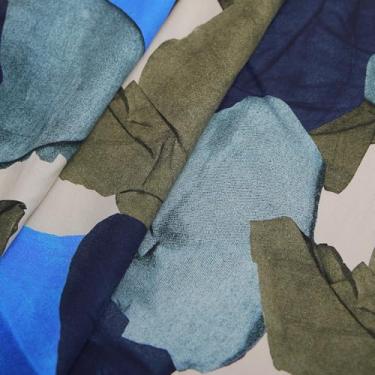 Imagem de The Yard, tecido de mistura de algodão com estampado de pedra abstrata irregular de 59 polegadas de largura para vestido na moda, camisa, saia, acolchoado e artesanato (estampado de camuflagem, 3