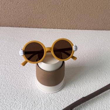 Imagem de Pacote com 1 óculos de sol redondos para crianças, jovens com moldura em forma de palma, pingentes de margarida ao ar livre para festas na praia, Amarelo