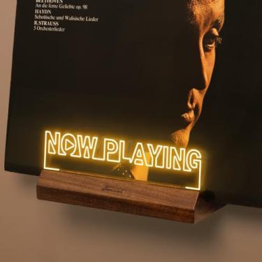 Imagem de Onmiwod Suporte de parede para discos de vinil que acenda agora, suporte de disco com luz branca quente ajustável, suporte de acrílico de madeira para exibição e armazenamento de álbum de vinil