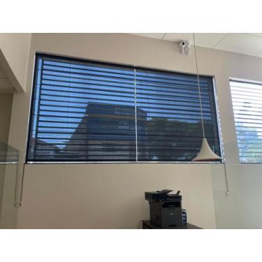 Imagem de Cortina black rolo ou solar sob medida branca ou preta  - Persol