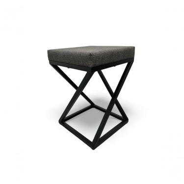 Imagem de Banquinho Zênite - Metalon Preto - Assento Estofado Cinza - 47cm