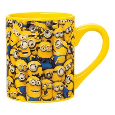 Imagem de Silver Buffalo Caneca de café de cerâmica Universal's Meu Malvado Favorito Cluttered Minions, 400 ml