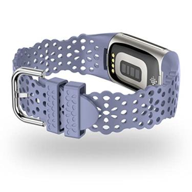 Imagem de Pulseira esportiva feminina compatível com Fitbit Charge 5/Charge 6, de silicone macio, flor fofa, vazada, para Charge 5/6, acessórios de rastreador de fitness, azul claro