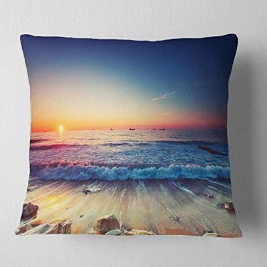 Imagem de Designart Beautiful Sunrise Over Blue Sea' Sea' Sea, manta para sala de estar, sofá, almofada + capa de almofada impressa em ambos os lados 66 x 66 cm