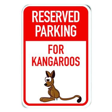 Imagem de PetKa Signs and Graphics PKRP-0160-RA_ Placa de alumínio "Reserved Parking for Kangaroos (Canguru bebê)", 30,5 x 45,7 cm, desenho animado canguru bebê