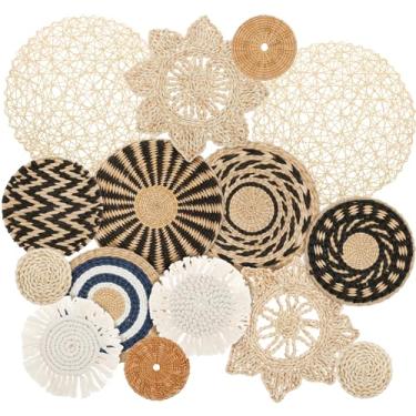 Imagem de HJJWNDDNG Pacote com 15 cestas de parede Boho conjunto de decoração de parede de alga marinha de vime de vime boêmio, cestas redondas para pendurar na parede de casa de fazenda arte de parede plana