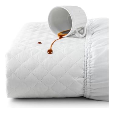 Imagem de Capa Protetora De Colchão Impermeável Solteiro E Casal Mateladas Na Cor Branco Matelassê Com Acabamento Premium Proteção Contra Ácaros E Líquidos E Não Faz Barulho (Solteiro)