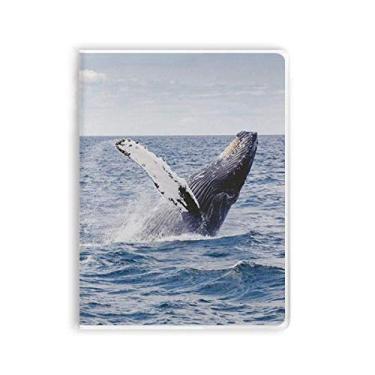 Imagem de Caderno com imagem natureza de peixe jubarte oceano capa macia Diário