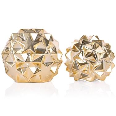 Imagem de oliruim Conjunto de 2 estatuetas esféricas geométricas de decoração dourada - Esferas abstratas de cerâmica dourada com detalhes em casa para sala de estar, mesa de centro, prateleira, cornija, mesa