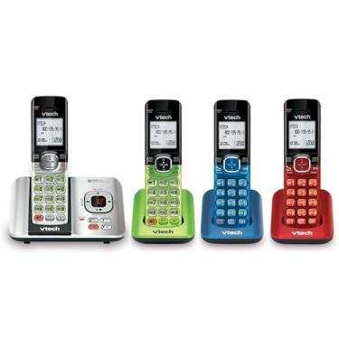 Imagem de VTech CS6529-4B Telefone sem fio DECT 6.0 com 4 aparelhos com sistema de atendimento e identificador de chamadas, expansível até 5 aparelhos, montável na parede, azul/verde/vermelho/prata