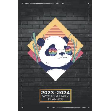 Imagem de Weekly & Daily Planner 2023-2024: Softcover, 6x9 inches | From Sunday to Saturday | One Week on a Double Page | with Monthly Overview | Panda Animals Colorful | qx1