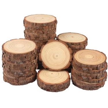 Imagem de GNIEMCKIN 60 Fatias De Madeira Natural 4 A 4,7 Polegadas, Círculos Pinho Inacabados Com Cascas Para Porta-Copos, Artesanato Faça Você Mesmo, Enfeites Rústicos Natal Casamento E Centro Mesa