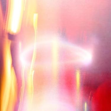 Imagem de Quadro Decorativo Arte Moderna com Estampa de Cortina Vermelha Reflexo Pessoa 50x50cm