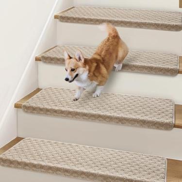 Imagem de Passos de escada Bullnose antiderrapantes 24 cm x 81 cm, 2 peças de tapetes de escada para degraus de madeira internos com proteção de borda, tapetes reutilizáveis de TPU (poliuretano termoplástico