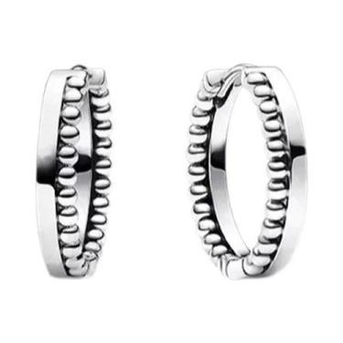 Imagem de Brincos De Argola Em Prata 925 Com Design De Onda Brilhante Para Noite