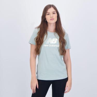 Imagem de Camiseta New Balance Essentials Feminina Verde Claro-Feminino