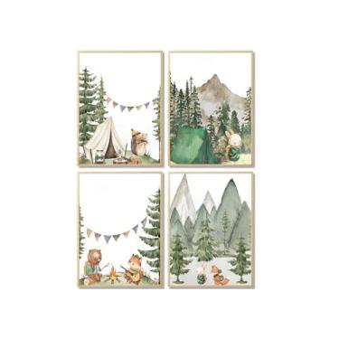 Imagem de Woodland Adventure Conjunto de arte de parede em tela para berçário com 4 estampas de animais de campismo urso raposa coelho caminhadas pôsteres tema floresta montanha imagem quarto infantil natureza