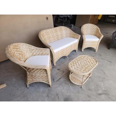 Imagem de Conjunto Poltronas Sofá E Mesa Centro Pandeiro em Fibra Sintética Área Externa Interna
