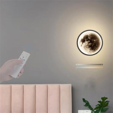 Imagem de Luminária de parede LED interna de lua com controle remoto, luminária de parede redonda de desenho animado de astronauta, tricolor, regulável, decoração criativa de cabeceira, luminária de p
