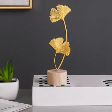Imagem de Estátua de folha de ginkgo dourada, moderna folha de ginkgo de ferro ornamento de escultura de mesa enfeite criativo de decoração de casa acentos para entrada de mesa