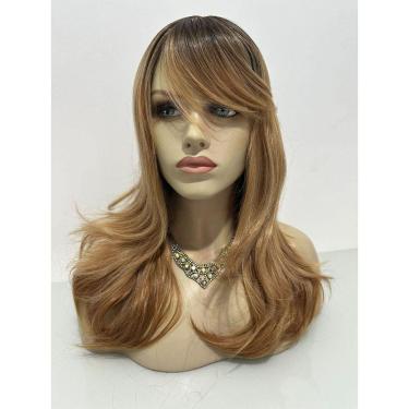 Imagem de Peruca ombre hair loira escuro com franja repicada ondulada