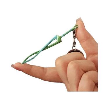 Imagem de Mini Chaveiro De Espada De Metal De 9 Cm, Modelo De Arma De Jogo, Brin