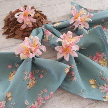 Imagem de Kit 06 Guardanapos de Tecido Floral Tiffany P e 06 Anéis PG Flor de Lí
