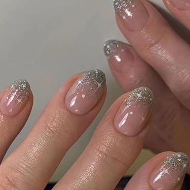Imagem de 24 peças de unhas ovais curtas, unhas postiças prateadas nude francesas, cola completa de acrílico com glitter na unha, kit de unhas postiças elegantes e reutilizáveis para mulheres, meninas