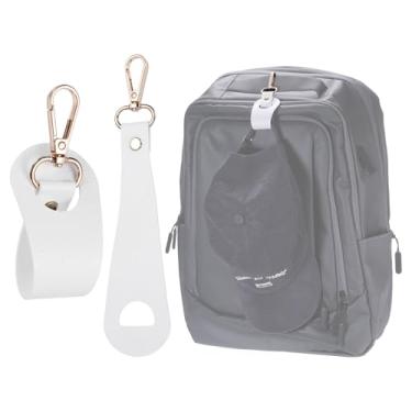 Imagem de PATIKIL 2 peças de clipe de chapéu para viagem na bolsa, suporte de clipe mãos livres, pulseira de couro PU para bolsa, mochila e equipamento de caminhada, branco