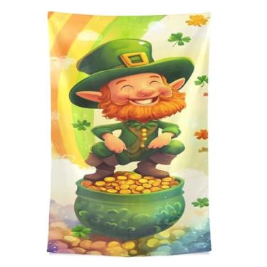 Imagem de STAYTOP Tapeçaria do Dia de São Patrício Elfos e Moedas Tapeçarias de Parede para Decorações de Casa Decoração de Dormitório Sala de Estar Quarto Tapete de Parede (60×40in)