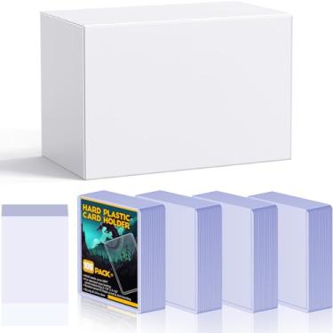 Imagem de 100 toploaders para cartas e 100 capas macias, protetores de cartão Sooez 35 PT Top Loaders, mangas de plástico rígido de 7,6 cm x 10 cm para beisebol, futebol e cartas colecionáveis de jogos