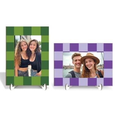 Imagem de SAPEYKR 2 porta-retratos de madeira com estampa quadriculada verde e roxa com suporte de madeira, exibição de mesa, quarto, sala de estar, escritório, decoração de casa, acessórios de mesa