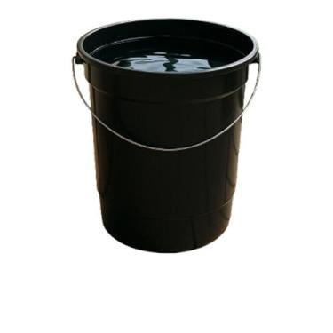 Imagem de Balde Plástico Preto Alça Alumínio 20L Resistente Limpeza Casa Resiste