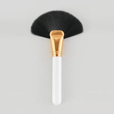 Imagem de Pincel de destaque e blush em forma de leque com fibras sintéticas macias para aplicação de maquiagem facial suave, cabo ergonômico preto